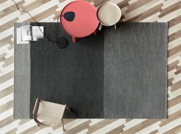 HAY Stehleuchten-Muuto Leaf Stehleuchte, schwarz