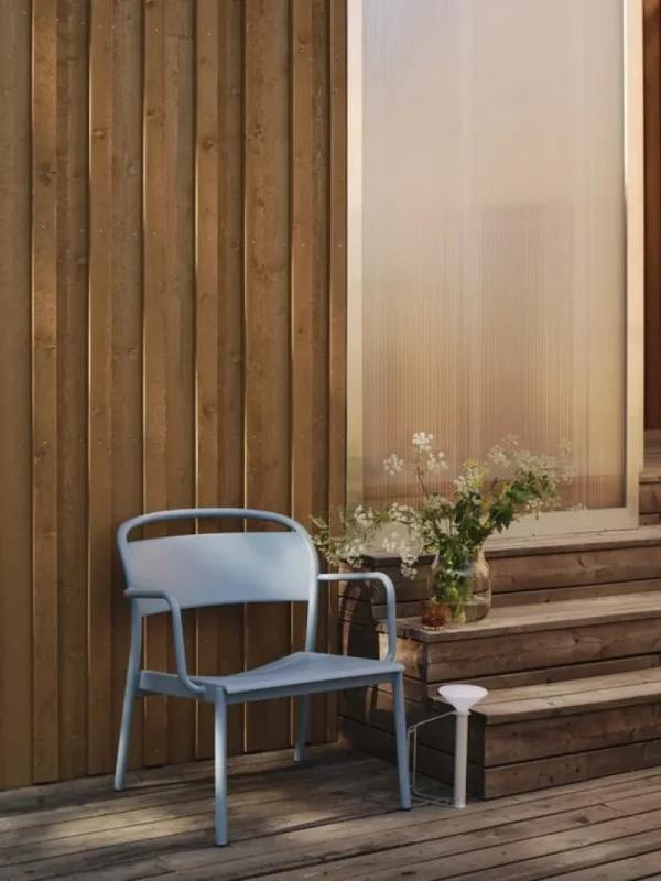 Muuto Terrassenmöbel^Linear Steel Lounge-Armlehnstuhl, Grau