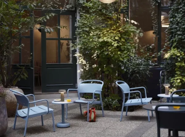 Muuto Terrassenmöbel^Linear Steel Lounge-Armlehnstuhl, Grau