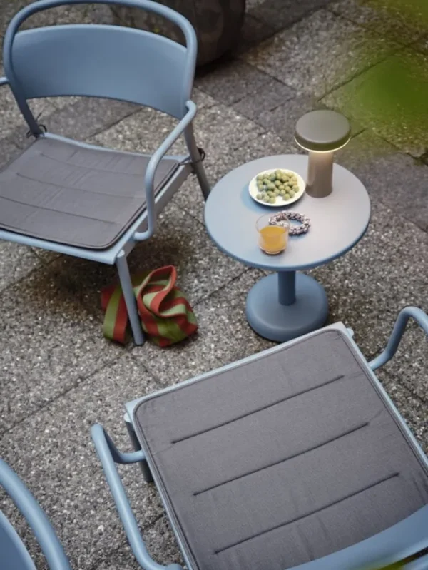 Muuto Outdoor-textilien^Linear Steel Sitzkissen für Lounge-Armlehnstuhl, Dunkelgrau