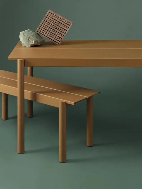 Muuto Terrassenmöbel^Linear Steel Tisch, 200 x 75 cm, dunkelorange