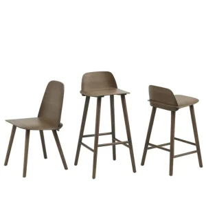 Vitra Sitzgelegenheiten-Muuto Nerd Stuhl, Dunkelbraun gebeizt