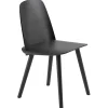 Vitra Sitzgelegenheiten-Muuto Nerd Stuhl, schwarz