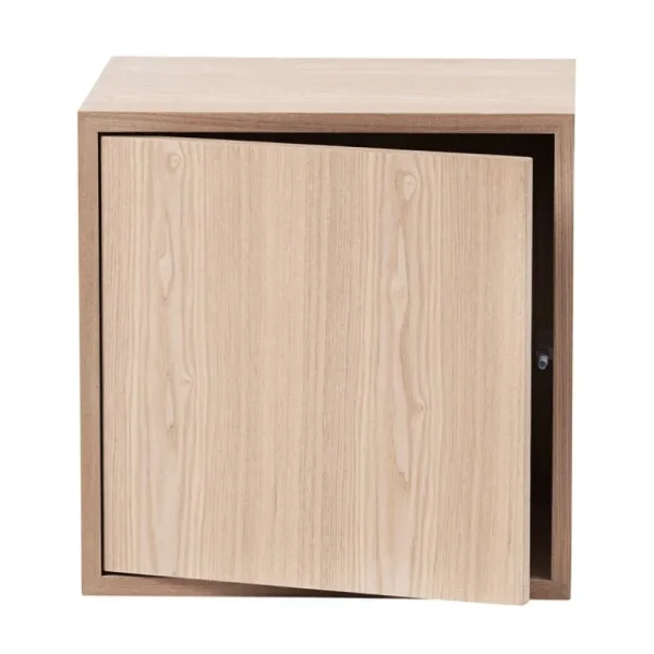 Muuto Regale | Tische-Regalmodul Stacked mit Tür, mittel, Eiche
