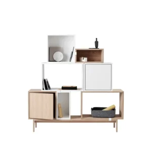 Muuto Regale | Tische-Regalmodul Stacked mit Tür, mittel, Eiche