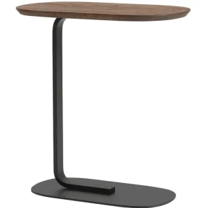 HAY Tische-Muuto Relate Beistelltisch, Höhe: 60,5 cm, Eiche massiv geräuchert – S