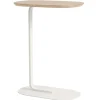 HAY Tische-Muuto Relate Beistelltisch, Höhe: 73,5 cm, Eiche massiv – Cremeweiß