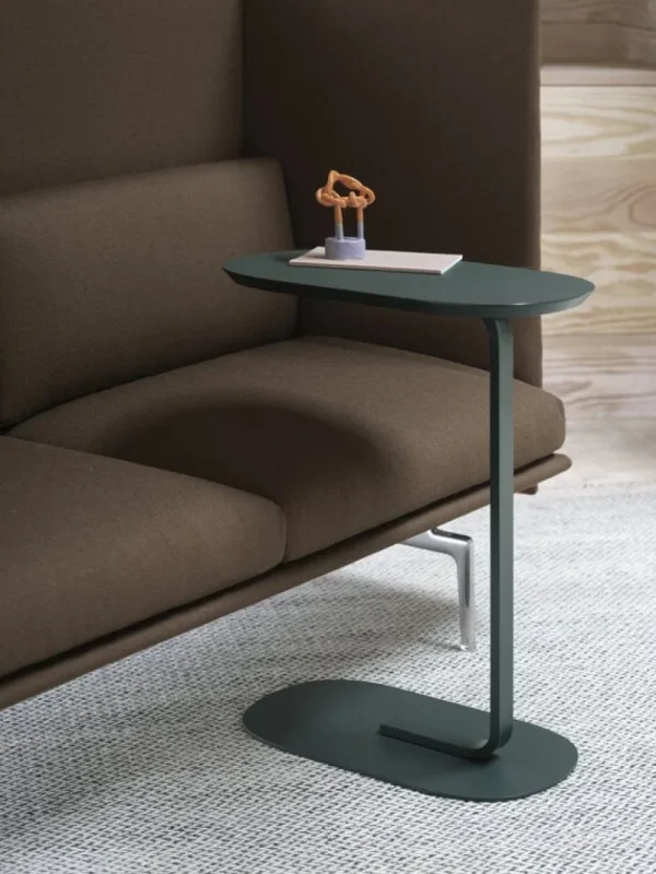HAY Tische-Muuto Relate Beistelltisch, Höhe: 73,5 cm, Eiche massiv – Cremeweiß
