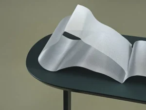 Artek Tische-Muuto Relate Beistelltisch, Höhe: 73,5 cm, Dunkelgrün