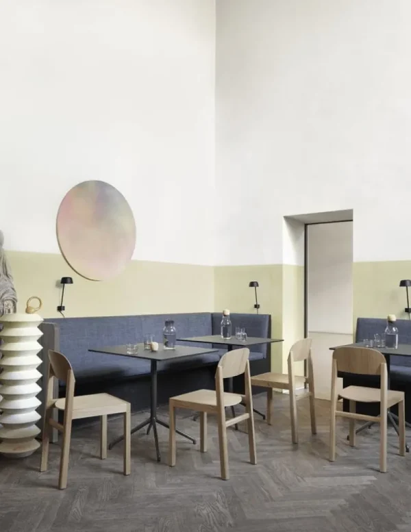 HAY Tische-Muuto Still Cafe Tisch, 75 x 65 cm, schwarz