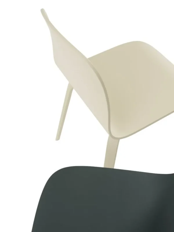 Muuto Sitzgelegenheiten-Visu Stuhl, Holzfuß, sandfarben