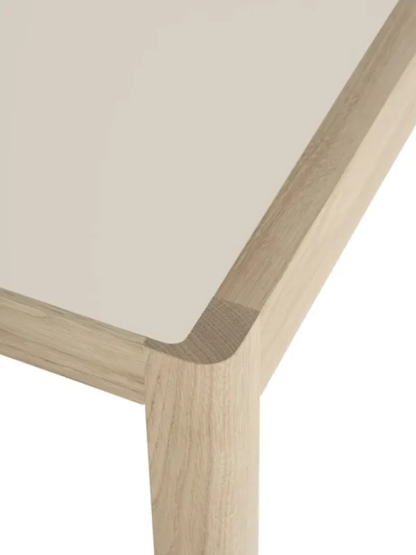 Audo Copenhagen Tische-Muuto Workshop Tisch, 200 x 92 cm, Eiche – warmgraues Linoleum