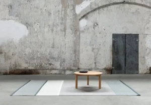 Nikari Tische-Runder Periferia Couchtisch, 90 cm, Esche