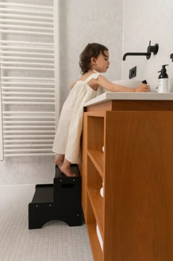 Kinder Nofred Möbel Für Das Kinderzimmer | Tritthocker Und -leitern^Step Up Trittleiter, schwarz