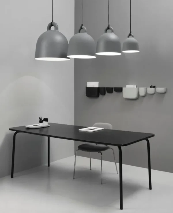 Graypants Deckenleuchten-Normann Copenhagen Bell Pendelleuchte, M, grau