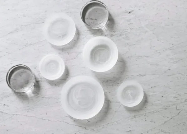 Normann Copenhagen Geschirr^Cosmic Glasteller, 27 cm, Weiß