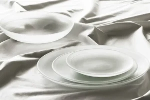 Normann Copenhagen Geschirr^Cosmic Glasteller, 27 cm, Weiß