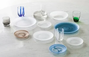 Normann Copenhagen Geschirr^Cosmic Glasteller, 27 cm, Blau