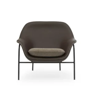 Woodnotes Sitzgelegenheiten-Normann Copenhagen Drape Loungesessel, niedrig, Leder braun- Hallingdal 270 - Schw.