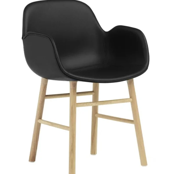 Normann Copenhagen Sitzgelegenheiten-Form Armlehnstuhl, Eiche - schwarzes Ultra-Leder