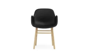 Normann Copenhagen Sitzgelegenheiten-Form Armlehnstuhl, Eiche - schwarzes Ultra-Leder