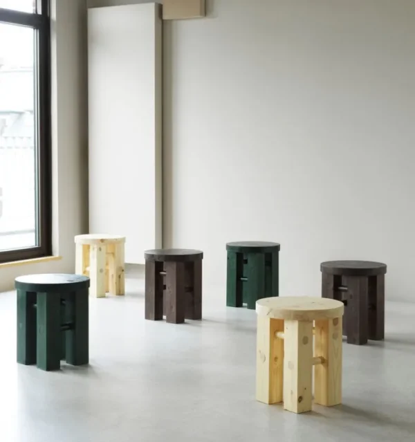HAY Sitzgelegenheiten-Normann Copenhagen Fyr Hocker, Dunkelbraun