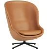 Normann Copenhagen Sitzgelegenheiten-Hyg Loungesessel, hoch, drehbar, Schwarz - brandyfarbenes Leder