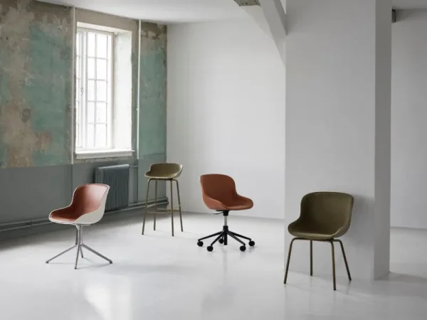Normann Copenhagen Sitzgelegenheiten-Hyg Stuhl mit 5 Rollen, drehbar, Schwarz – Main Line Flax 20