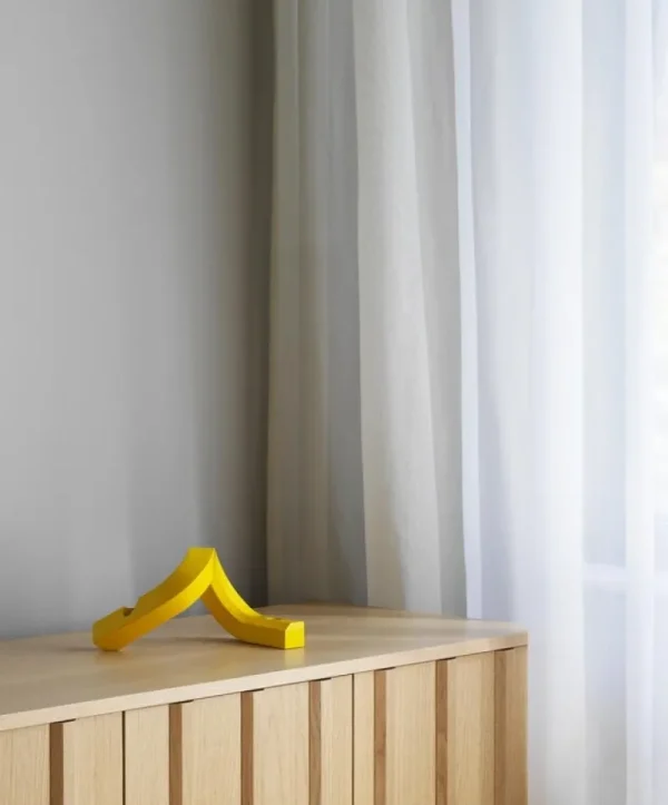 Skultuna Kerzen Und Kerzenhalter-Normann Copenhagen Kerzenhalter Crooked Two, gelb
