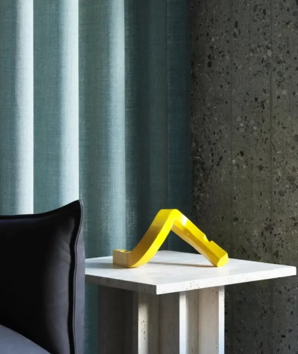 Skultuna Kerzen Und Kerzenhalter-Normann Copenhagen Kerzenhalter Crooked Two, gelb
