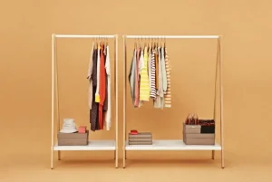 Normann Copenhagen Garderoben Und Kleiderbügel^Toj Kleiderständer, klein, weiß/Esche