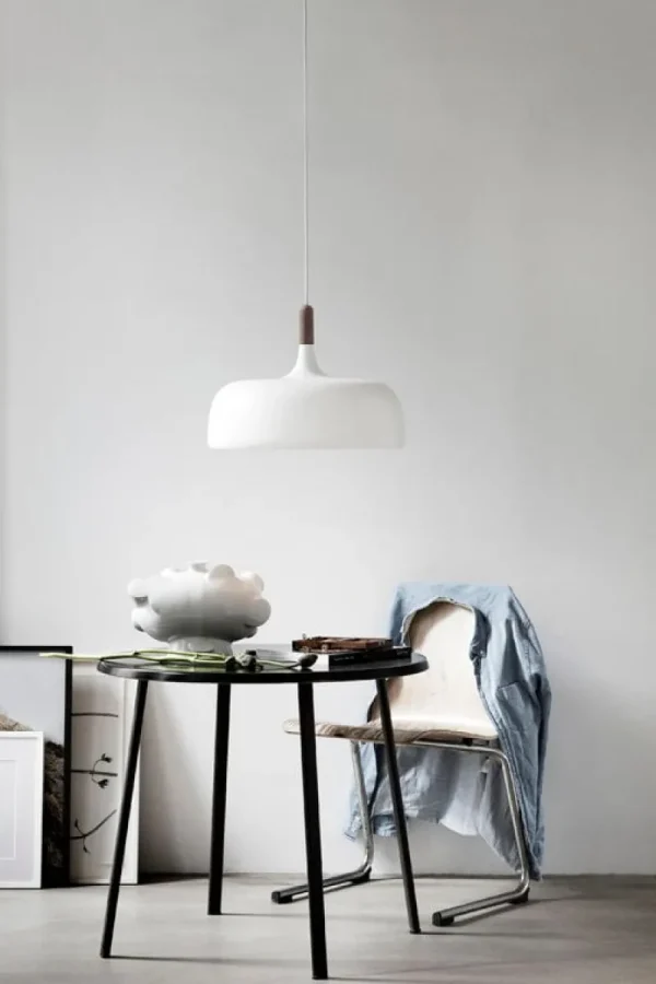 Normann Copenhagen Deckenleuchten-Northern Acorn Pendelleuchte, Mattweiß