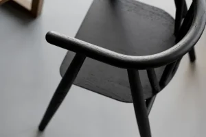 Kinder Oaklings Möbel Für Das Kinderzimmer^Storm Kinderstuhl, schwarz gebeizte Eiche