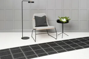 Pappelina Outdoor-textilien^Ada Teppich 70 x 100 cm, Schwarz – Granitgrau Metallic