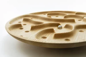 Kinder PELATA pieces Spielzeug | Spiele^Sokkelo Labyrinthspiel
