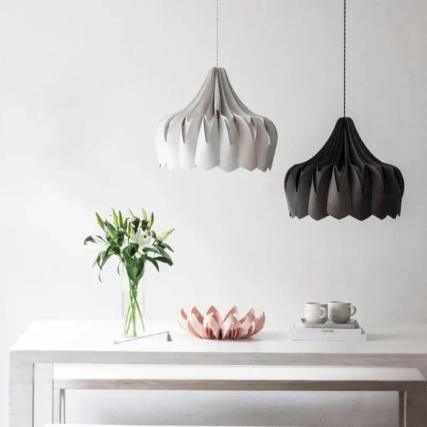 Louis Poulsen Deckenleuchten-Pilke Lights Pendelleuchte Pioni, groß, Schwarz