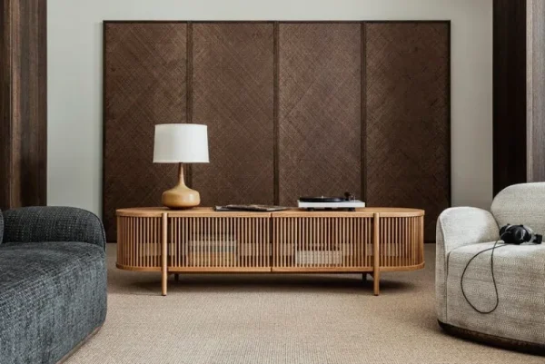 Poiat Aufbewahrungsmöbel-Bastone Sideboard mit Türen, niedrig, Eiche