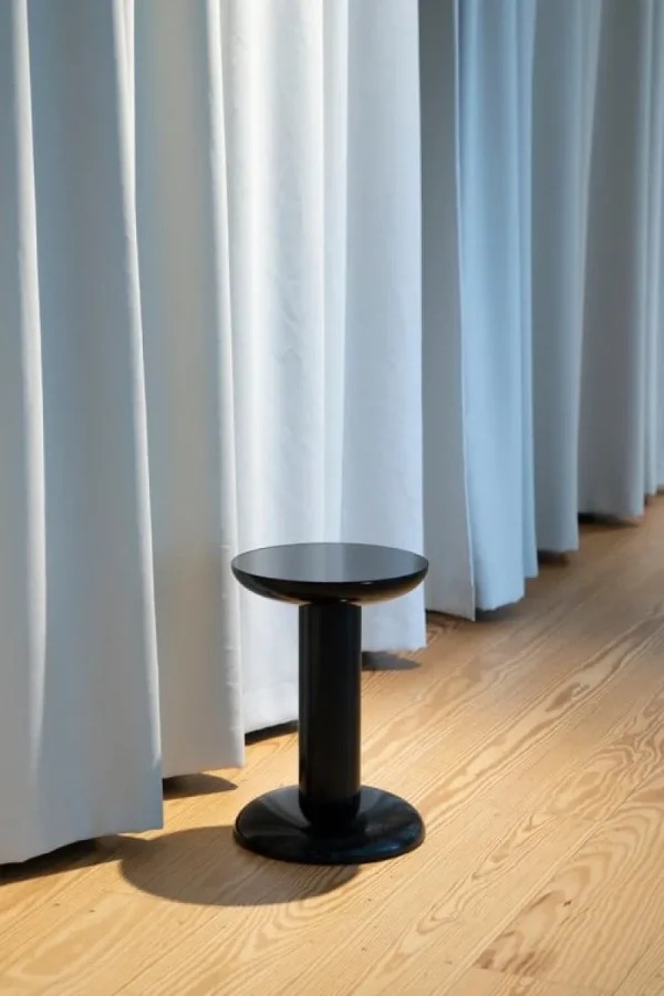 Hartu00f4 Tische | Sitzgelegenheiten-Raawii Thing Hocker, Schwarz