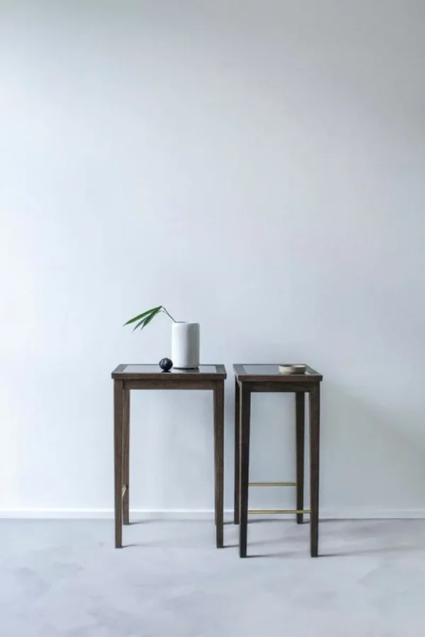 Artek Tische-Sibast No 1 Beistelltisch, 35 x 25 cm, Eiche dunkel geölt – schwarzes G