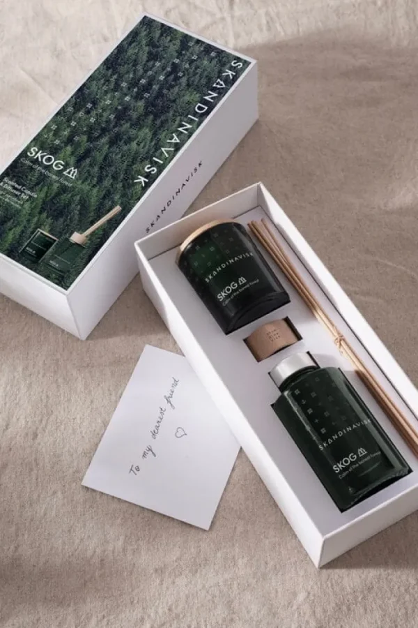 ferm LIVING Kerzen Und Kerzenhalter-Skandinavisk Duftkerzen- und Duftdiffusorenset, SKOG