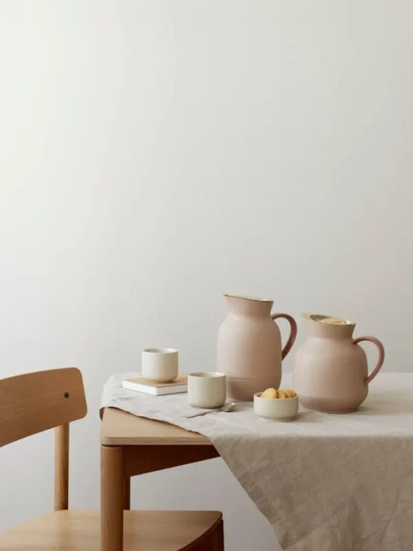 Stelton Karaffen Und Krüge^Amphora Isolierkanne für Kaffee, 1 l, weiches Pfirsichrosa