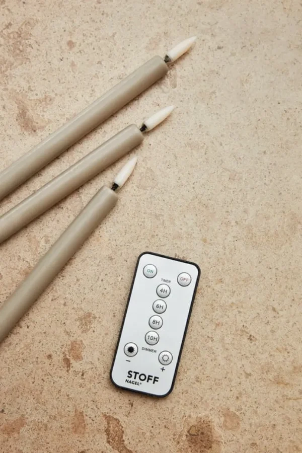 Fritz Hansen Kerzen Und Kerzenhalter-STOFF Copenhagen STOFF LED Kerzen, 2 Stück, Sand