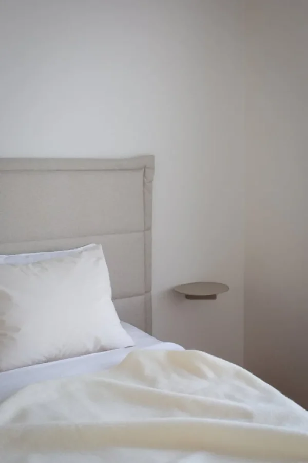 String Furniture Regale | Tische-Regal Museum, beige