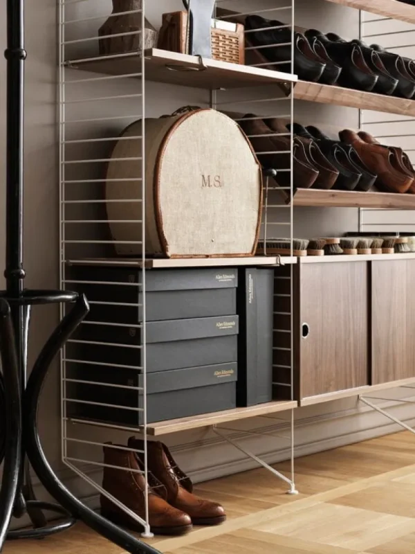 Muuto Regale-String Furniture String Magazinregal, 78 x 30 cm, Walnuss