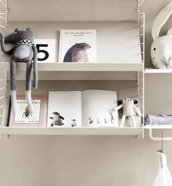 Muuto Regale-String Furniture String Zeitschriftenablage, 58 x 30 cm, beige