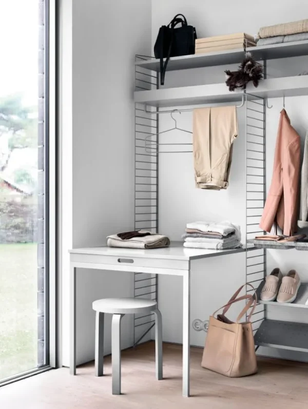 Muuto Regale-String Furniture String-Metallregal, 78 x 30 cm, hoch, grau