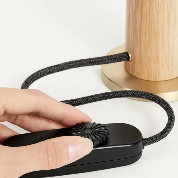 HAY Tischlampen-Tala Knuckle Tischleuchte, Eiche
