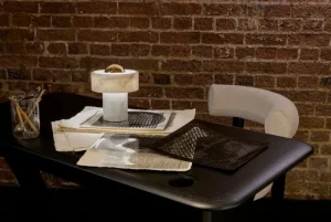 GUBI Tischlampen | Tragbare Lampen-Tom Dixon Stone LED-Tischleuchte, tragbar, weißer Marmor
