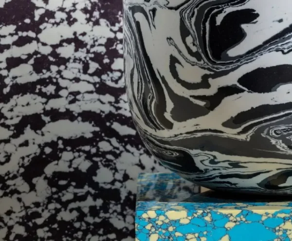 Klong Vasen-Tom Dixon Swirl Vase, mittelgroß, mehrfarbig