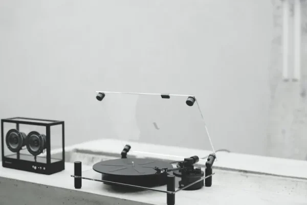 Transparent Unterhaltungselektronik^Turntable, schwarz